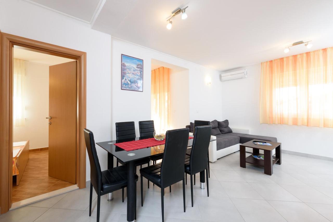 Apartmani Petra Трогир Екстериор снимка