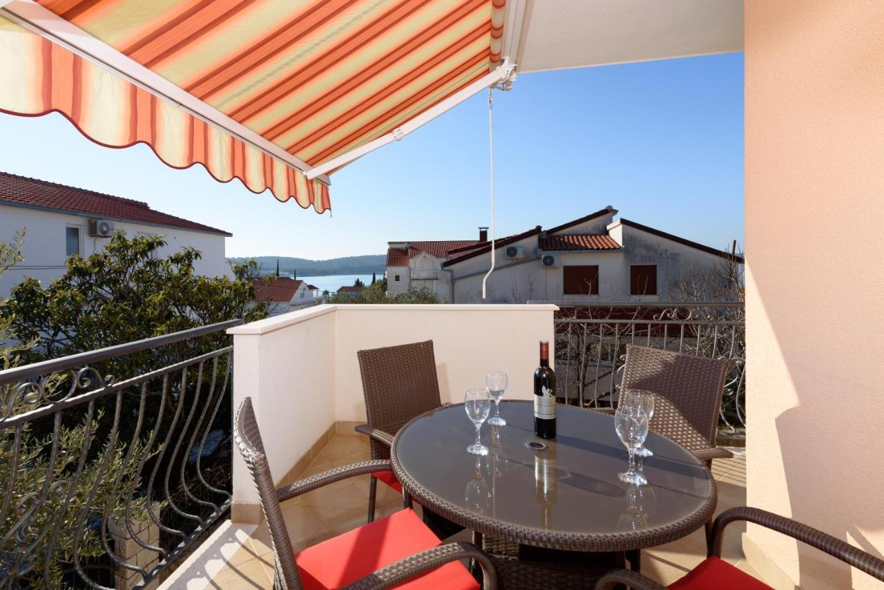 Apartmani Petra Трогир Екстериор снимка